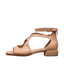 Load image into Gallery viewer, Make Up