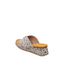 Womens Leopard Print Wedge Slide Sandals Comfort Style - Taupe - Thumbnail 6 | B81 Kaitlin Flex