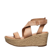 Load image into Gallery viewer, Make Up