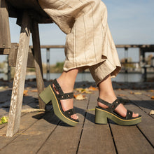 Load image into Gallery viewer, Olive