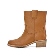Mid Calf Leather Boots Camel Pull On - Camel - Thumbnail 2 | M64 Colbie
