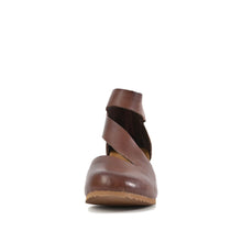 Cut Out Booties Crossover Straps Low Wedge - Coffee - Thumbnail 11 | M81 Ravi Flex