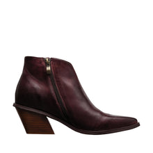 Load image into Gallery viewer, Chocolate