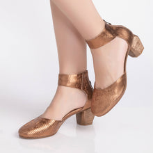 Load image into Gallery viewer, Bronze