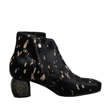 Load image into Gallery viewer, Black