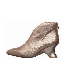 Load image into Gallery viewer, Gold