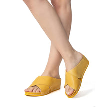 Load image into Gallery viewer, Daffodil