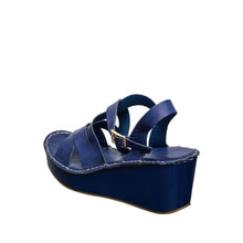 Load image into Gallery viewer, Blue Jewel