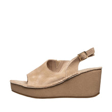 Load image into Gallery viewer, Make Up