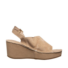 Load image into Gallery viewer, Make Up