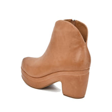 Black Platform Booties Hand-Brushed Leather - Tan - Thumbnail 19 | U08 Josie