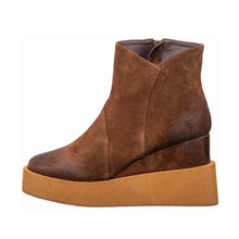 Load image into Gallery viewer, Chocolate