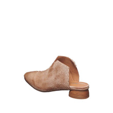 Load image into Gallery viewer, Stone