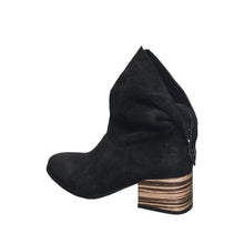 Load image into Gallery viewer, Black