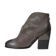 Load image into Gallery viewer, Black