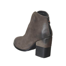 Load image into Gallery viewer, Black