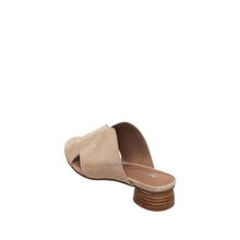 Load image into Gallery viewer, Bronze