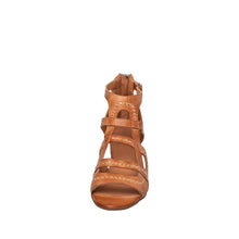 Details - Tan - Thumbnail 4 | B47 Macaria