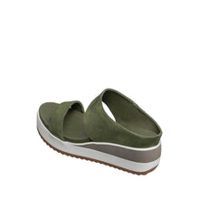 Load image into Gallery viewer, Emerald