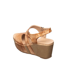 Load image into Gallery viewer, Light Taupe