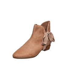 L34 Linden Comfortable Fall Boots Details - L34 Linden Women's Comfy Leather Winter Booties - Stone - Thumbnail 14 | L34 Linden Women's Comfy Leather Winter Booties