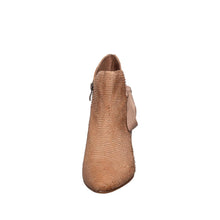 L34 Linden Comfortable Fall Boots Details - Stone - Thumbnail 17 | L34 Linden Women's Comfy Leather Winter Booties
