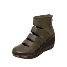 Load image into Gallery viewer, Olive