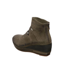 Load image into Gallery viewer, Olive