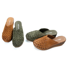 Load image into Gallery viewer, Emerald