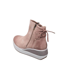 Load image into Gallery viewer, Blush