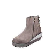 Load image into Gallery viewer, Light Grey - O02 Fran Wedge Suede Fall Booties