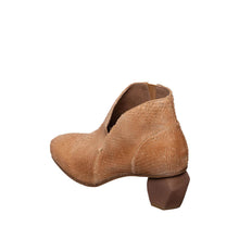 Load image into Gallery viewer, Stone