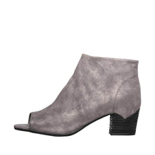 Details - Grey - Thumbnail 2 | P19 Vada