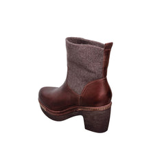 Load image into Gallery viewer, Chocolate