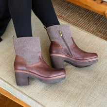 Load image into Gallery viewer, Cognac