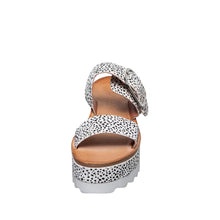 Load image into Gallery viewer, White