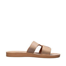 Load image into Gallery viewer, Make up