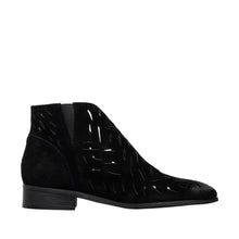 X32 Calypso Comfortable Fall Booties Details - Black - Thumbnail 8 | Women's Suede Ankle Booties X32 Calypso
