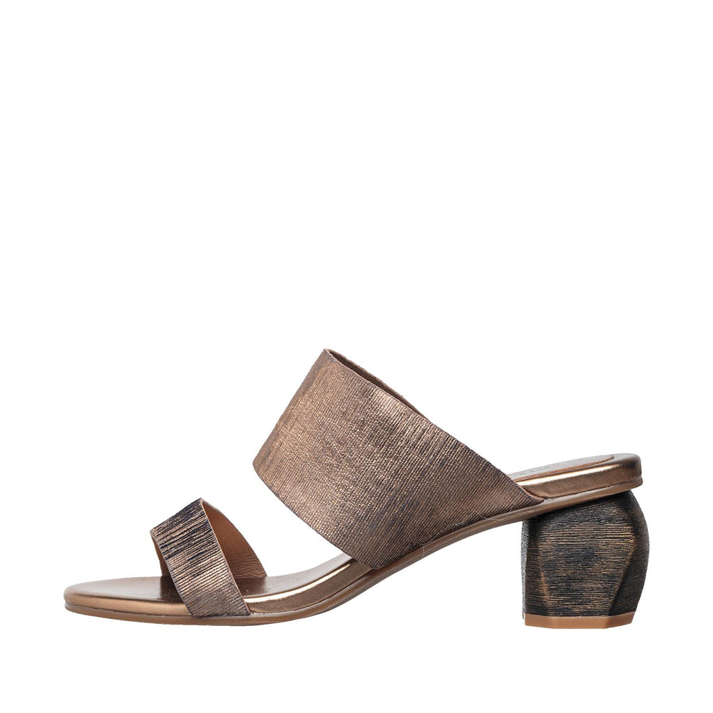 Womens Metallic Strap Block Heel Sandals Comfort Style - Bronze - View 2 | C16 Bella