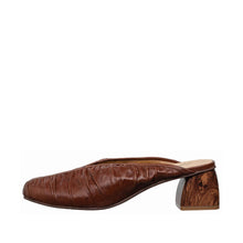 Load image into Gallery viewer, Cognac
