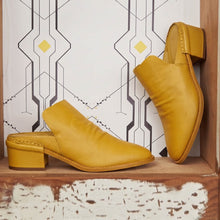 Low Heel Mules Closed Toe Daffodil and Make Up - Make up - Thumbnail 14 | O40 Sadie
