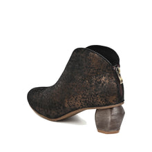Metallic Ankle Booties Layered Artisan Finish - Black Coffee - Thumbnail 5 | P23 Gretchen
