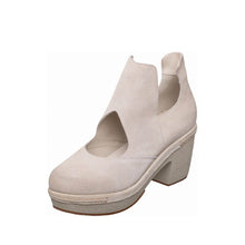 Load image into Gallery viewer, Make Up
