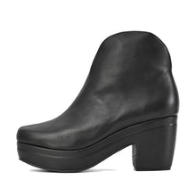Black Platform Booties Hand-Brushed Leather - Black - Thumbnail 2 | U08 Josie
