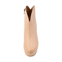 Black Platform Booties Hand-Brushed Leather - Make up - Thumbnail 13 | U08 Josie
