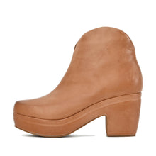 Black Platform Booties Hand-Brushed Leather - Tan - Thumbnail 16 | U08 Josie
