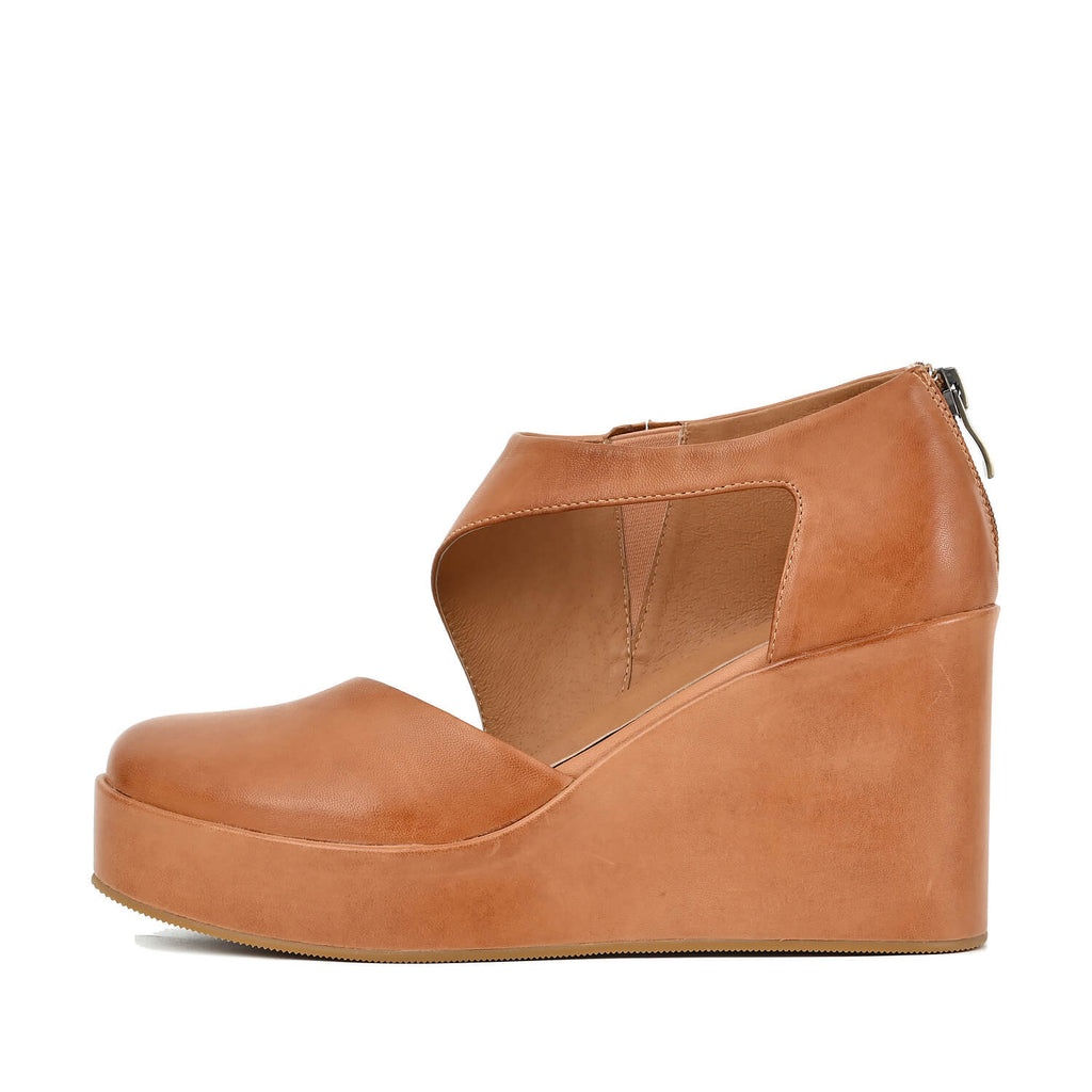 Closed Toe Wedge Shoes Crossover Strap Leather - Taupe - View 2 | U37 True