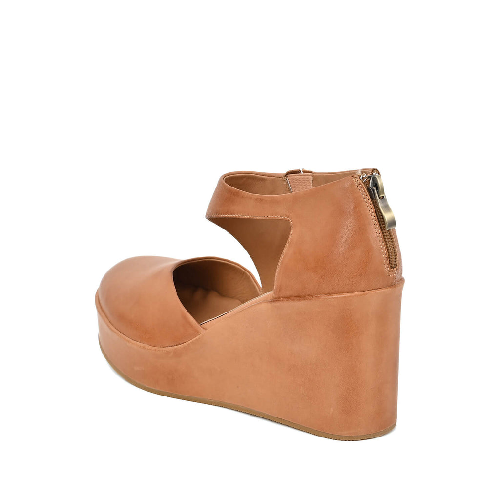 Closed Toe Wedge Shoes Crossover Strap Leather - Taupe - View 5 | U37 True