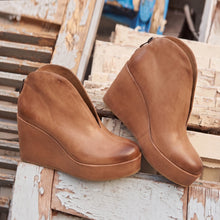 Wedge Booties V Cut Sculptural Taupe Leather - Taupe - Thumbnail 7 | U38 Thalia
