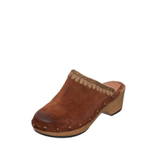 Load image into Gallery viewer, M22 Hedy Women&#39;s Suede Clogs - Taupe
